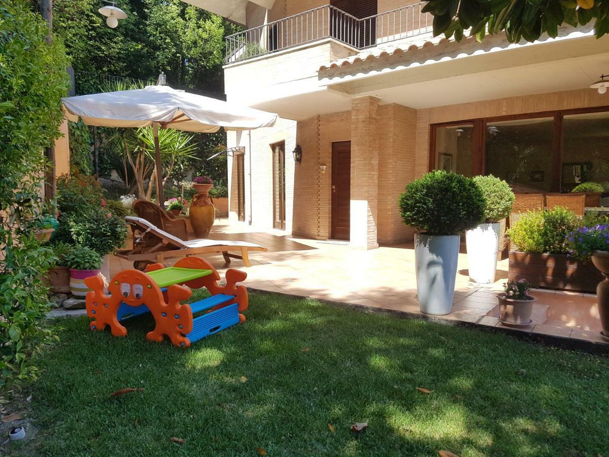 B&B La Casa Di Rita Porto San Giorgio Exteriör bild